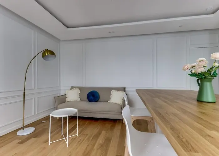 Bel Au Coeur De Paryż